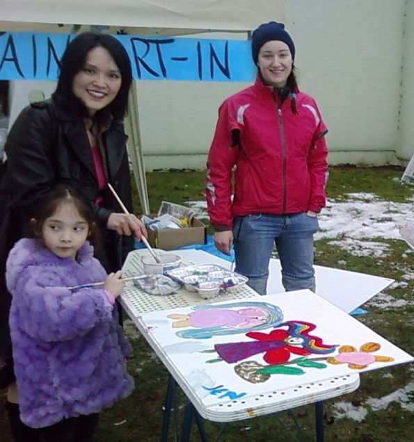 6-jenny-and-cici-kwan-with-lauren-gill