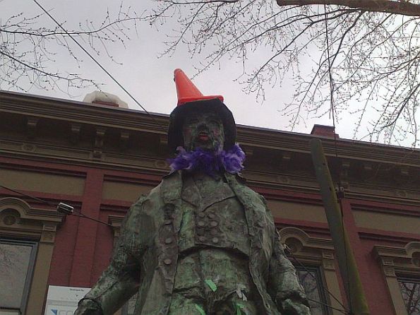 gassy-jack-mardi-gras-closeup