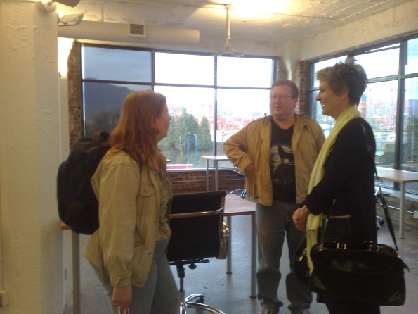 3-lorraine-dale-and-gillian-at-workspace 3-lorraine-dale-and-gillian-at-workspace