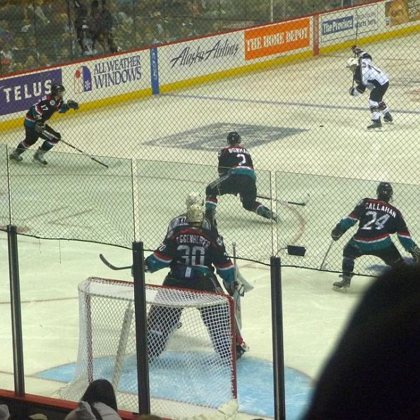 giants-2-number-7-attempts-to-take-a-shot-on-goal1