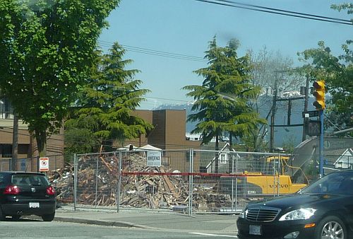 going-east-on-hastings-st-ugm-womens-centre-demolished-1