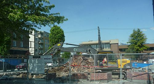 going-west-on-hastings-st-ugm-womens-centre-demolished-4
