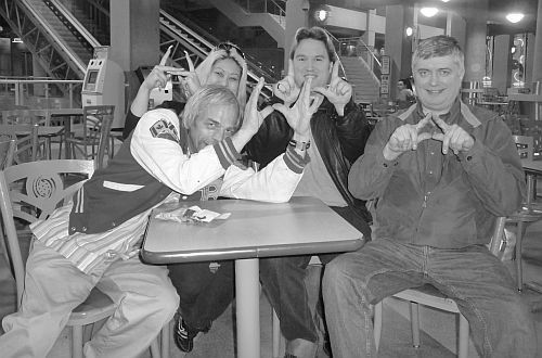 April, Hendrik Peter, Al - AHA MEDIA laughs BW