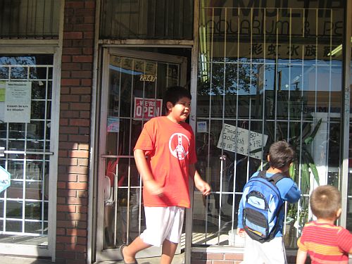 Children coming out of Multiplex