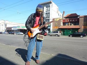 Daniel Thompson makes mobile music 1