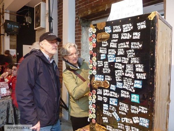 27 AHA MEDIA at Community Craft Fair Dec 2010