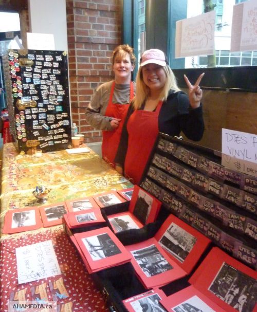 29 AHA MEDIA at Community Craft Fair Dec 2010