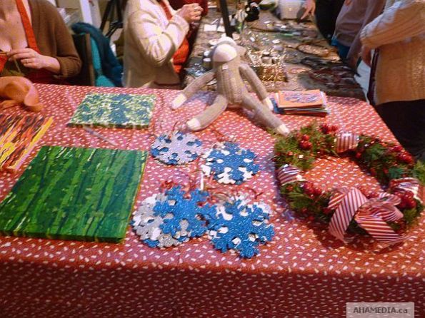 32 AHA MEDIA at Community Craft Fair Dec 2010