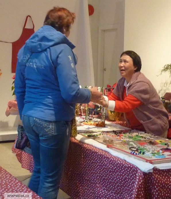 77 AHA MEDIA at Community Craft Fair Dec 2010