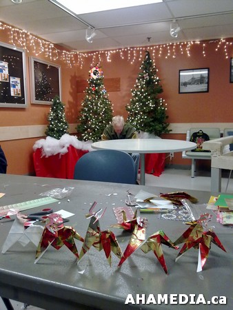 5 AHA MEDIA at Yoko Tomita's Christmas Origami workshop in Vancouver